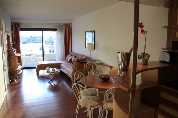 Hotel Quai des Princes Residence (Cap-d'Ail)